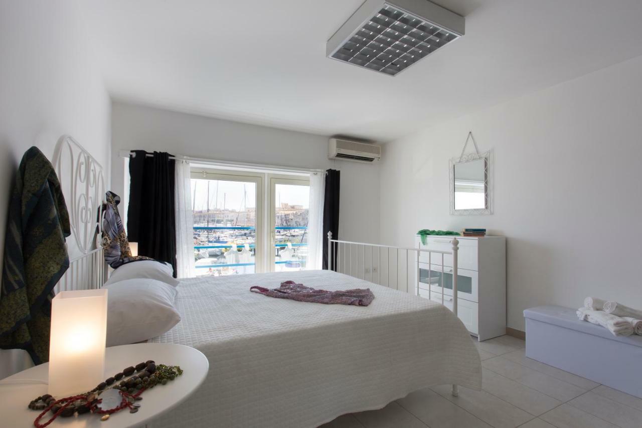 Tyche Appartement Syracuse Buitenkant foto