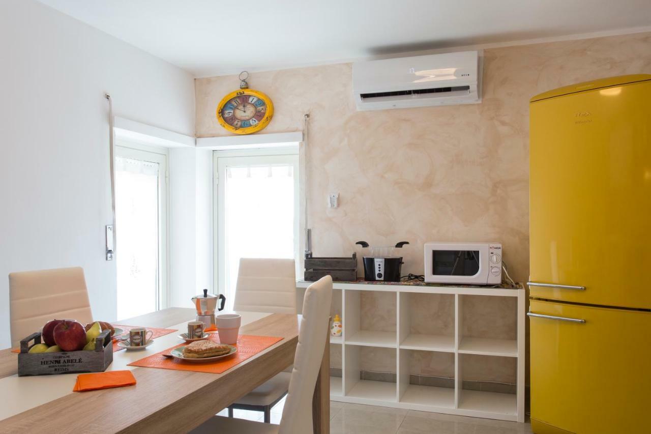 Tyche Appartement Syracuse Buitenkant foto